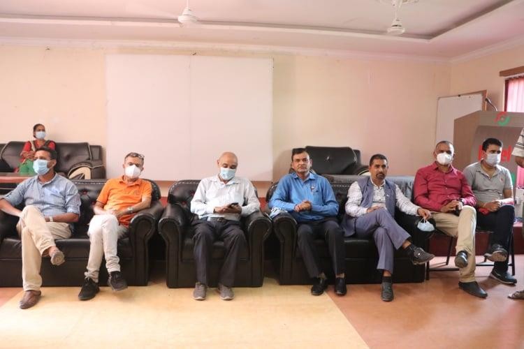 रूपन्देहीका २ हजार कार्यकर्ताद्वारा सत्तारूढ नेकपा परित्याग