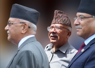 नेपाललाई ओलीको अफर,‘खुमलटार धाउनुभन्दा मसँग मिलेर जाऔँ’