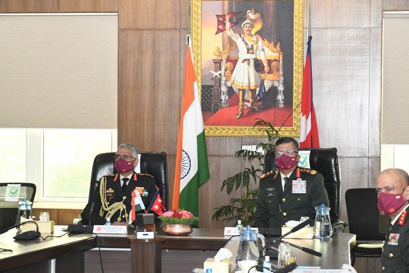 भारतीय सेनाध्यक्ष नरवणे र नेपाली सेनाका प्रधान सेनापति थापाबिच भेटबार्ता
