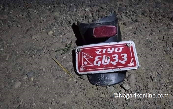 दाङमा ३ जना चढेको मोटरसाईकललाई ट्रकले  ठक्कर दियो,तीनै जनाको मृत्यु
