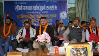 लुम्बिनीका यातायात व्यवसायीको गुनासाे : ‘सरकारले साना व्यवसायीलाई विस्थापित गर्न प्रालिको अवधारणा ल्यायाे’