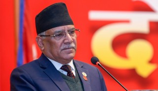 प्रचण्डको दाबि : वैशाखपछि केपी शर्मा ओली प्रधानमन्त्री रहन्नन् [फाेटाेफिचर ]