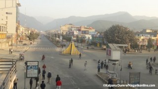 बुटवलमा बन्दको प्रभाव बिहानैदेखि,बन्दकर्ताको काम सडकमै आगोबाल्नेदेखि ट्रक तेर्स्याउनेसम्म ! (फाेटाेफिचर)