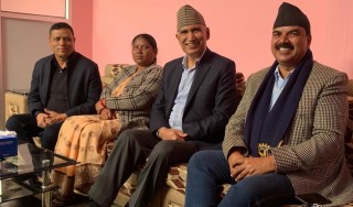 नेकपा महासचिब पाैडेलले तिलोत्तमाका मेयर  र उपमेयरलाई ओली समूहमा प्रवेश गराए  !
