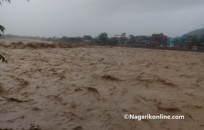 बुटवलको तिनाउ खाेलामा डुबेर तीन वर्षीया बालिकाको मृत्यु