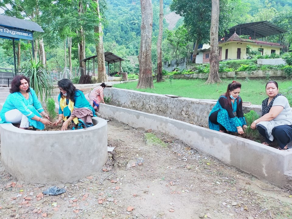 ‘प्लास्टिकजन्य प्रदूषण निर्मूल पारौं,वातावरणमैत्री विकल्पको उपयोग गरौं’