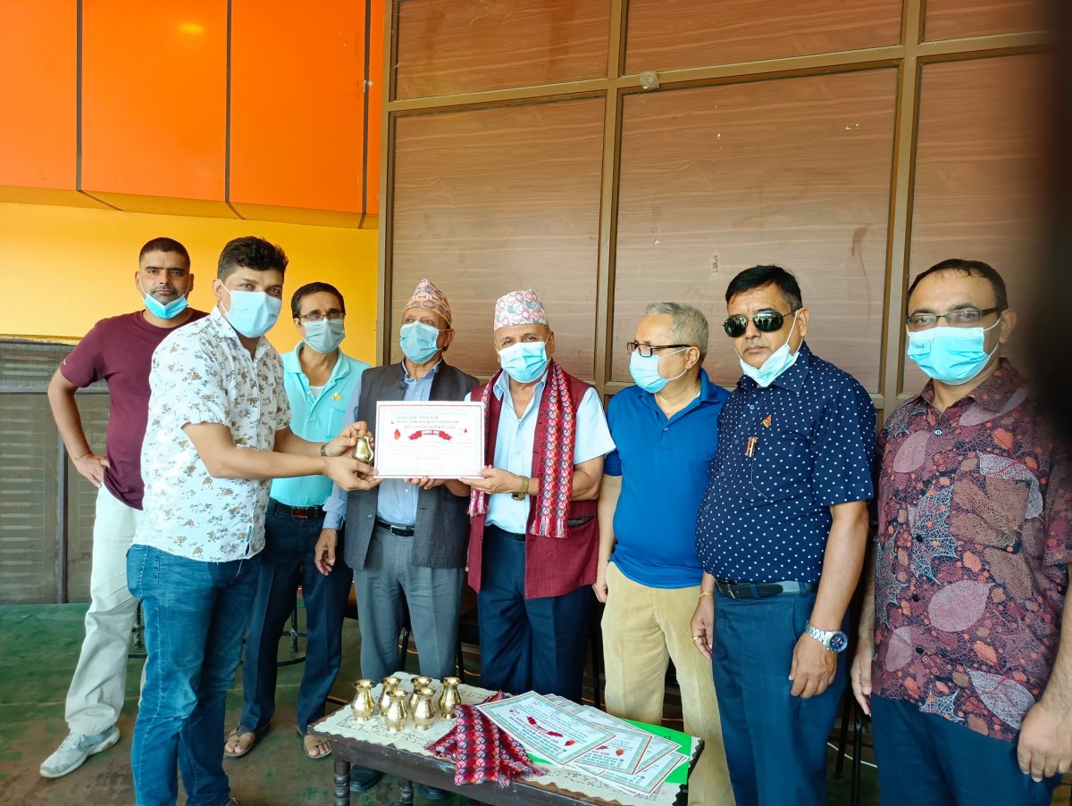 क्षितिज सहकारी र स्पोर्ट्स क्लब न्यु होराईजनको रक्तदानमा ३७ पिन्ट रगत संकलन