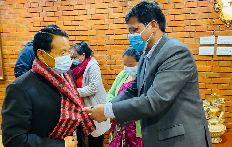 जन्डिसका बिरामी माओवादी नेता वर्षमान उपचारका लागि थाइल्याण्ड प्रस्थान