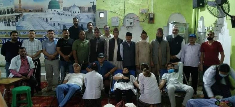 मोहम्मद जयन्तीमा मदिना मदरसा मस्जिदमा रक्तदान,७५ युनिट रगत संकलन