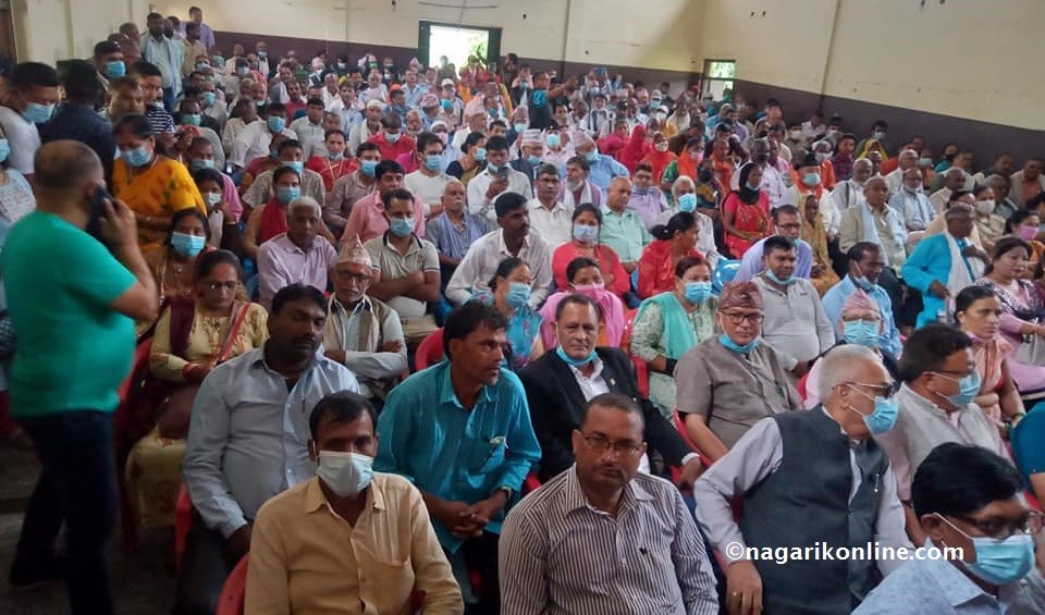 रूपन्देही  कांग्रेसद्वारा भैरहवामा शुभकामना आदानप्रदान तथा चियापान