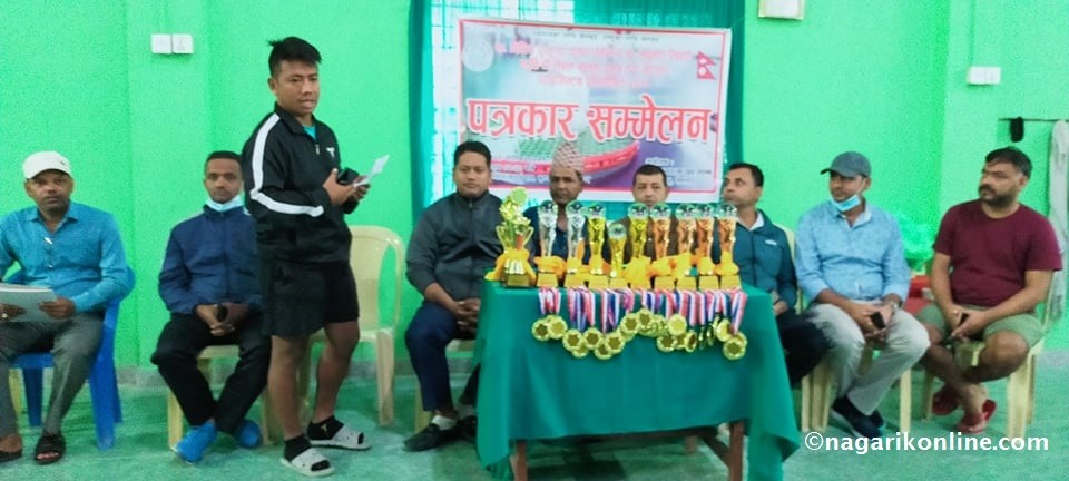 बुटवल १५  सेमलारमा ‘बी’ लेवल खुल्ला व्याडमिन्टन प्रतियोगिता हुँदै