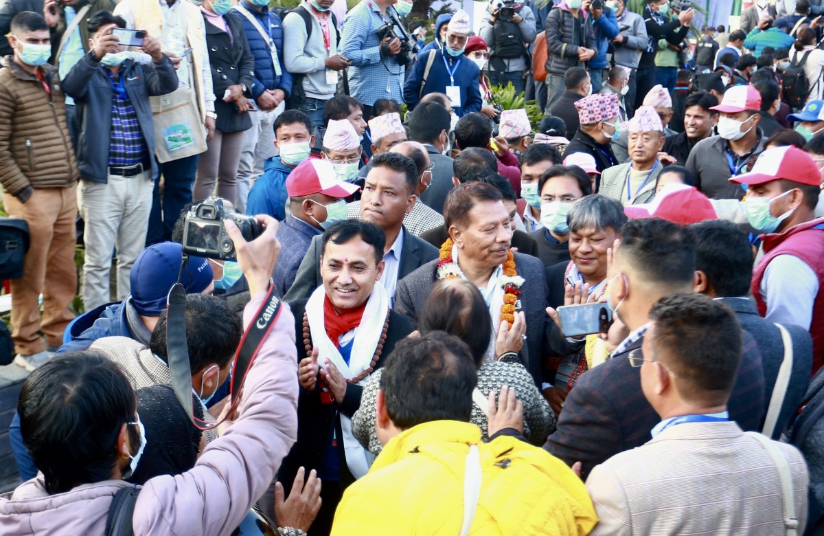 प्रकाशमान सिंहद्वारा सभापतिमा उम्मेदवारी दर्ता,कोइराला उपसभापति,महामन्त्रीमा विश्वप्रकाश