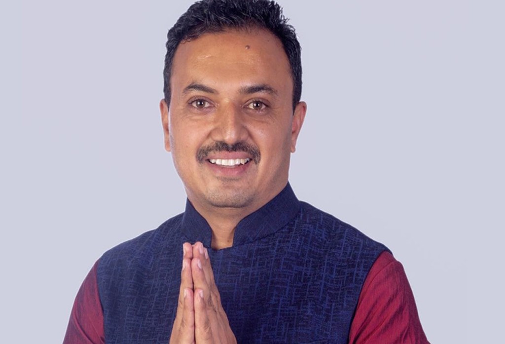 डा.शेखरलाई समर्थन गर्दै न्यौपानेले फिर्ता लिए सभापतिको उम्मेदवारी