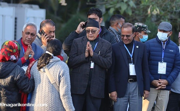 दोस्रो चरणमा डा. शेखर कोइरालाले थपे १५३ मत,तर जितेनन् !