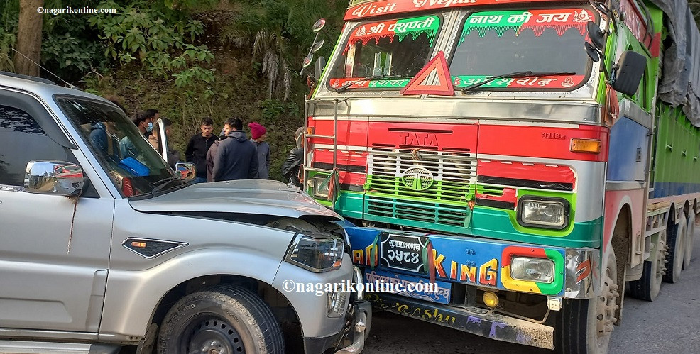 प्रदेश सांसद बोकेर बुटवलबाट दाङ घोराहीजाँदै गरेको स्कार्पियो दुर्घटना,सांसद चौधरीसहित २ घाइते