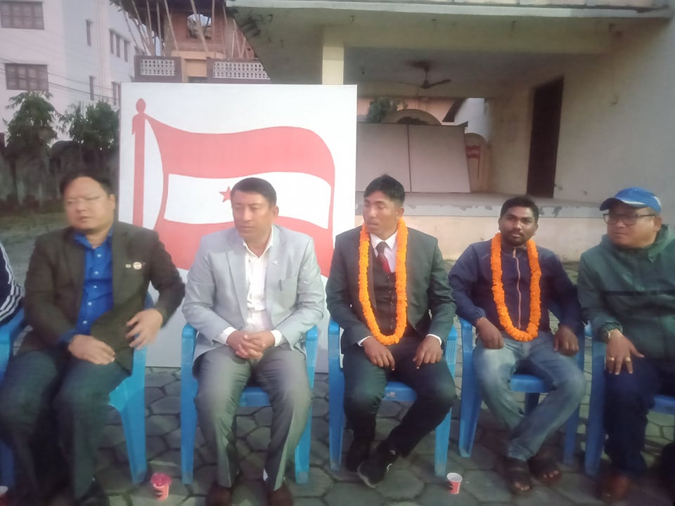 जसपा रुपन्देहीका दुइजना जिल्ला सदस्य नेपाली कांग्रेसमा प्रबेश