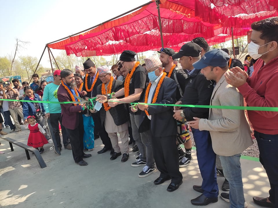 लुम्बिनी प्रदेशका प्रदेश प्रमुख शेरचनले गरे स्केट पार्क तथा सामुदायिक केन्द्रको उद्घाटन