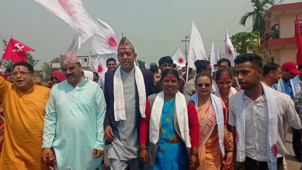 तिलोत्तमा नगरमा एमालेका तर्फबाट चापागाईंले मेयरमा उम्मेदवारी दर्ता