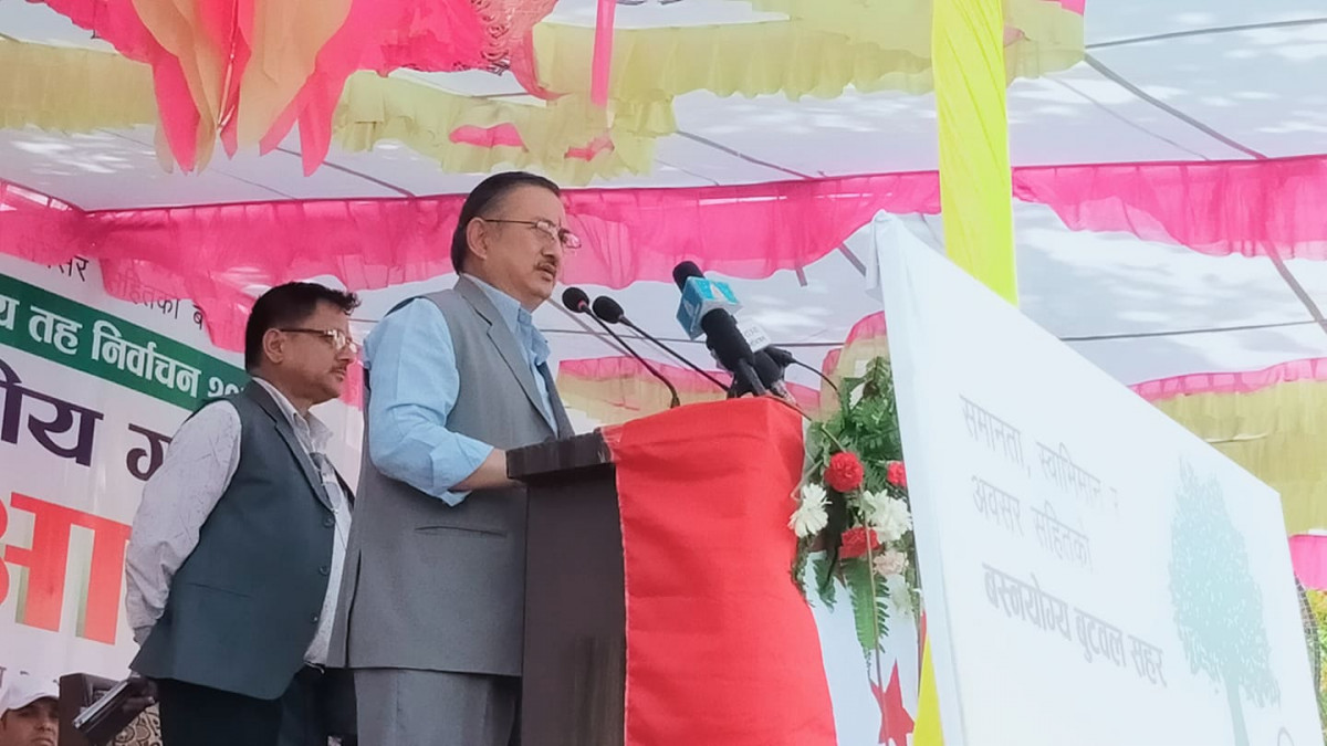 बुटवलबाट राजधानी दाङ सार्ने एमालेलाई भोट नहाल्नू : गृहमन्त्री बालकृष्ण खांण