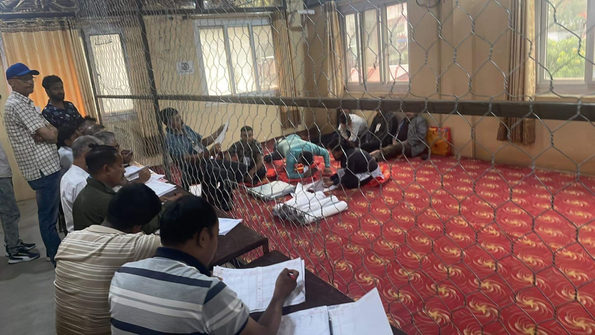 रुपन्देहीमा मतगणना : देवदह,तिलाेत्तमा र सैनामैनामा एमाले-कांग्रेस अघि-पछि !