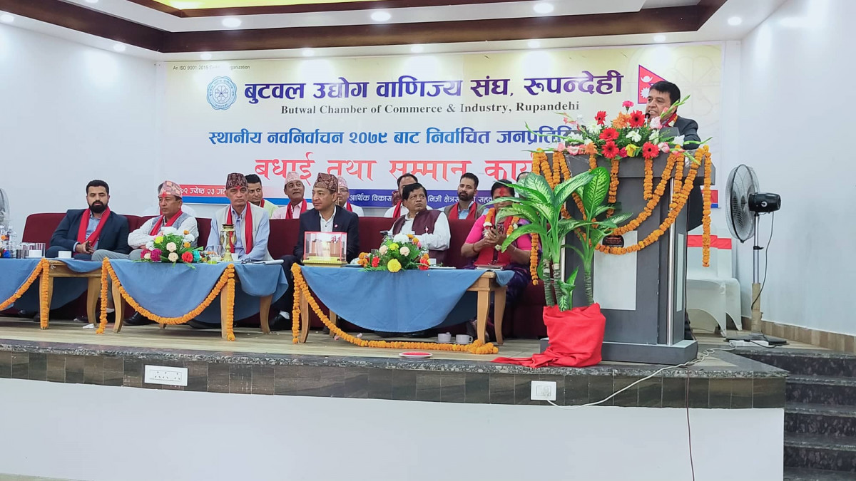 बुटवल उवासंघद्वारा जनप्रतिनीधिलाई सम्मान : व्यवसायिक वातावरण बनाईदिन आग्रह