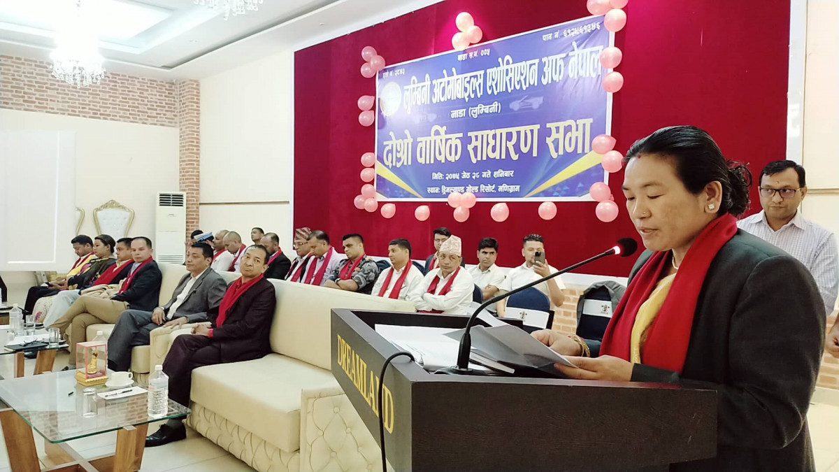 उपभोक्ताको रुची अनुसारका सवारी साधन भित्राउन जरूरी : यातायात मन्त्री मगर