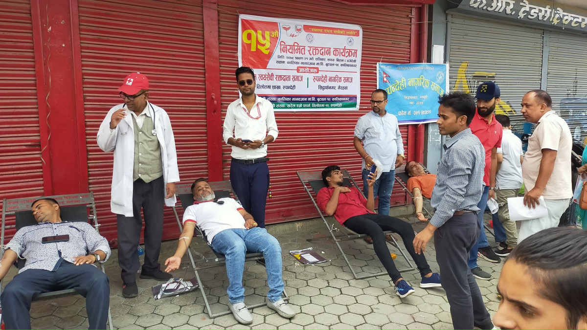 पन्ध्रौ नियमित रक्तदान : १०२ पिन्ट रगत संकलन 