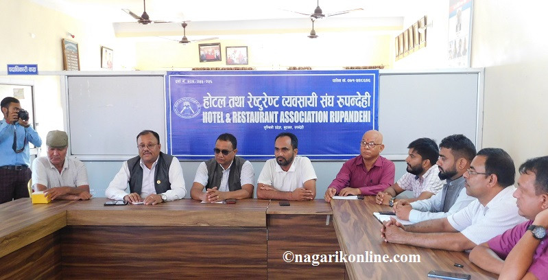 जब घरधनीले मनोमानी भाडाबृद्धि गरेर हाेटल व्यवसायी दिनेश कार्कीमाथि अन्याय गरे...(LIVE VIDEO)