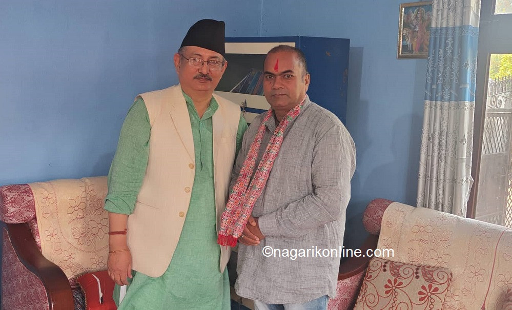 जसपा नेता भरथरी यादवलाइ गृहमन्त्री खाँणले कांग्रेस प्रवेश गराए