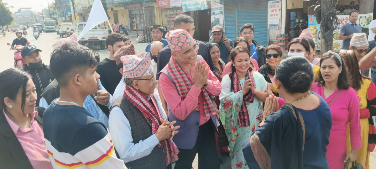 रुपन्देही २ मा एमाले उम्मेदवारसहित कार्यकर्ताको चुनावी अभियान तिब्र