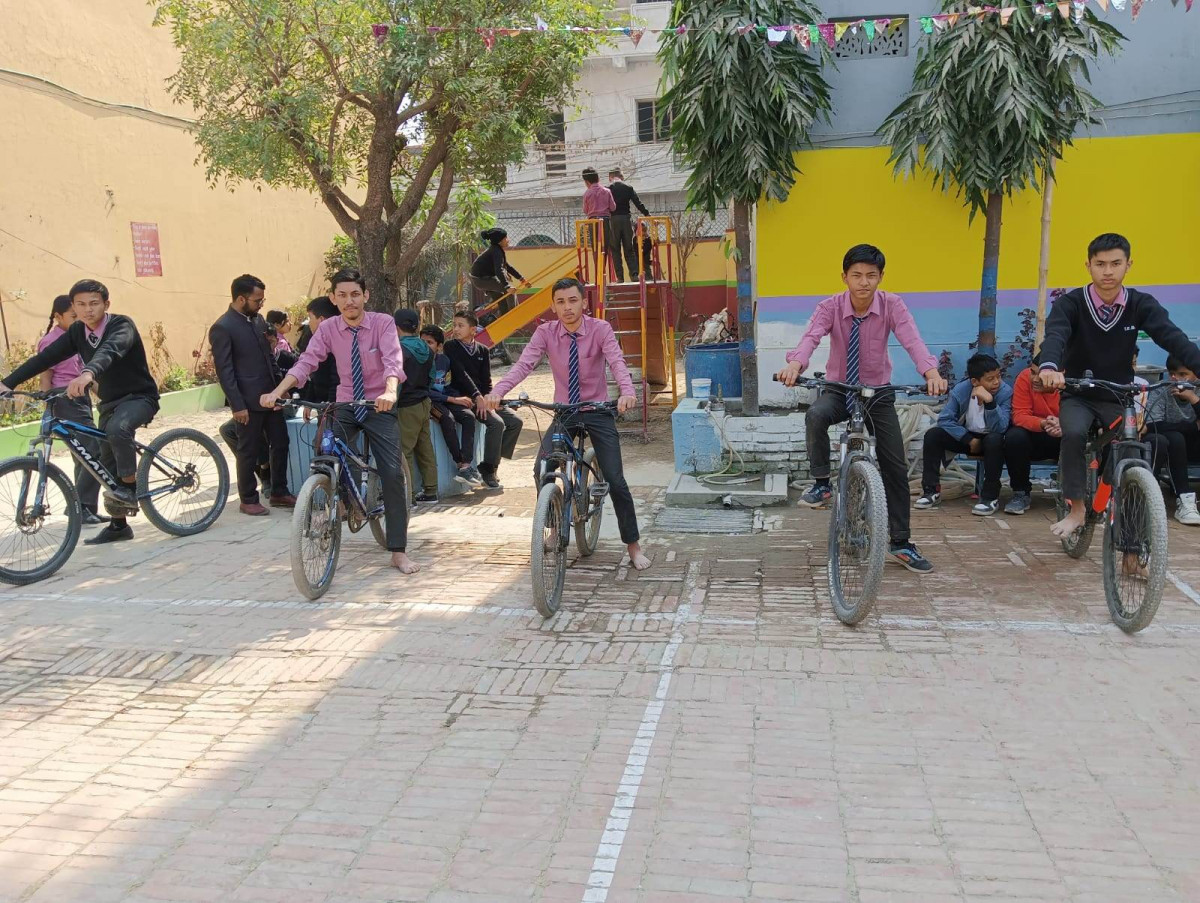 तिनाउ  इङलिस बोर्डिङ स्कुलमा आजपनि विभिन्न प्रतिष्पर्धा सम्पन्न