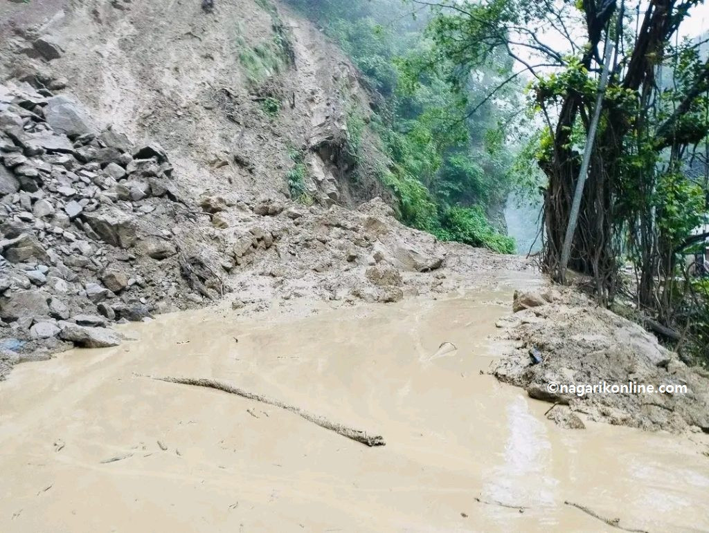 २४ घण्टामा पहिरोका कारण १५ जनाको मृत्यु