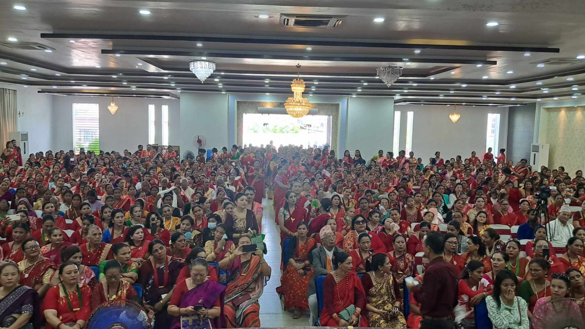 महिला संघ रुपन्देही-२ को आयोजनामा बुटवलमा तीज मिलन