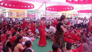 बुटवल देवीनगरमा जी ट्वान्टी फाइब क्लवले गर्यो  तीज मेला