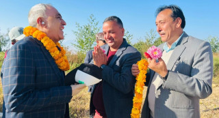कांग्रेस नेता चन्द्र भण्डारी गुल्मी १ र भुवन श्रेष्ठ २ बाट प्रतिनिधिसभा सदस्य उम्मेदवार