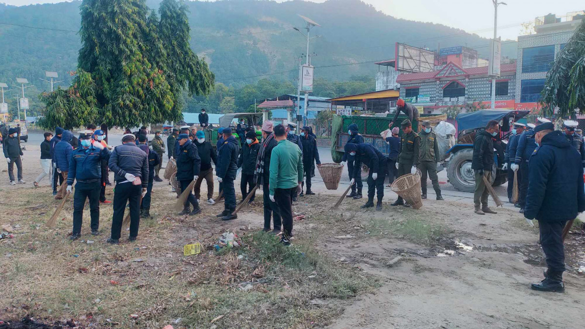 ५० औँ सम्मेलनको पूर्वसन्ध्यामा बुटवलमा जेसिजको सरसफाइ