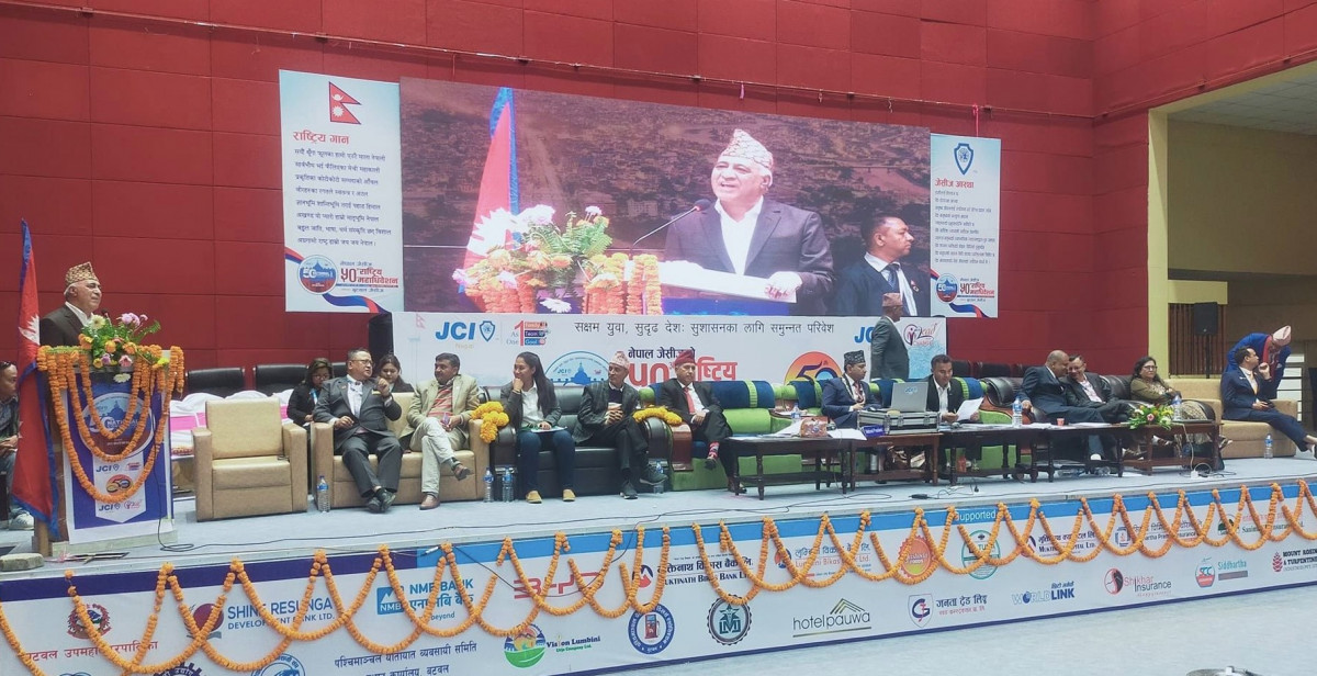 डा.चन्द्र भण्डारीको चिन्ता-‘मुलुक परिवारबिहिन र सन्तान बिहिन हुने अवस्थातिर जाँदैछ’ (भिडियो)