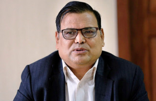 पूर्वसभामुख कृष्णबहादुर महरा पक्राउ