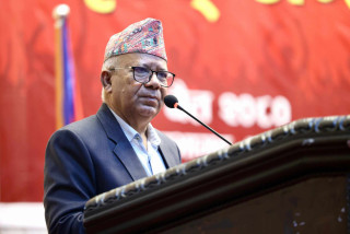 भ्रष्टाचार मुद्दा दायरसँगै माधवकुमार नेपालको सांसद पद निलम्बनमा