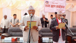लुम्बिनी प्रदेशका मुख्यमन्त्री जोखबहादुर महराले लिए शपथ