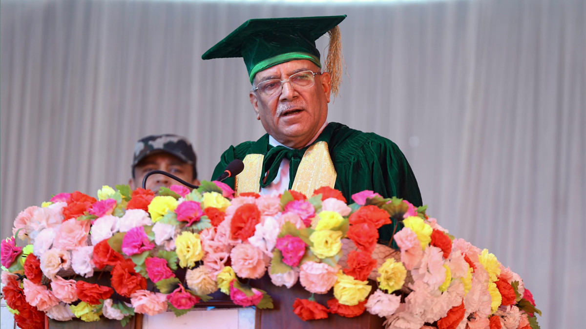पूर्वाञ्चल विश्वविद्यालयको १२ औँ दीक्षान्त,शिक्षामा जनताको पहुँच अभिवृद्धि जरूरी : प्रधानमन्त्री