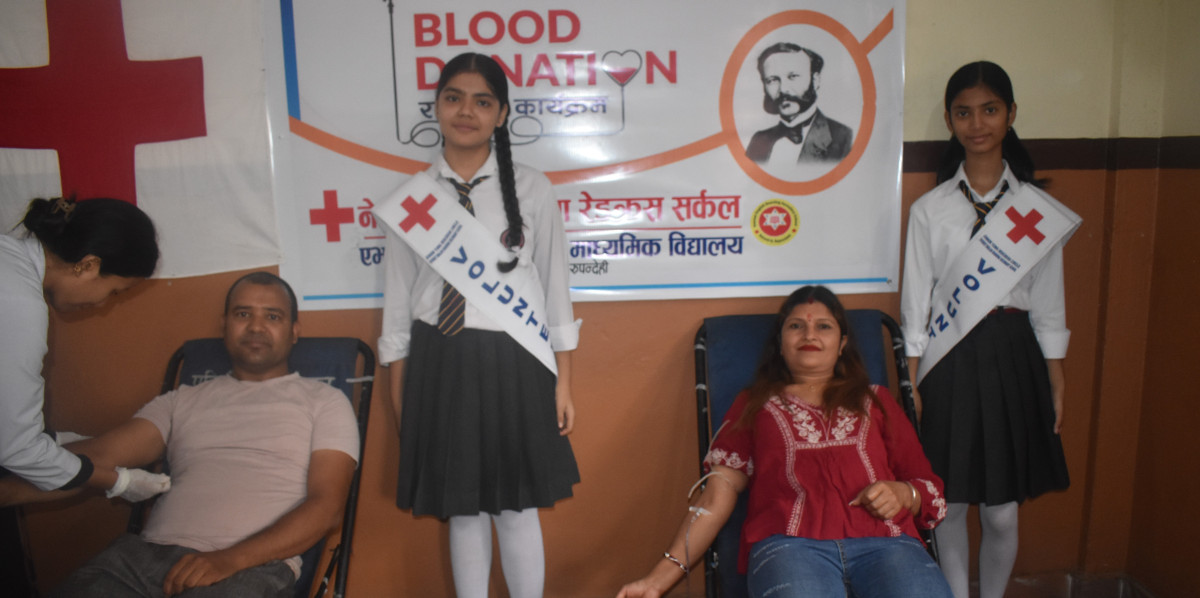 एभरेष्टमा रक्तदान ७० जनाले दिए रगत