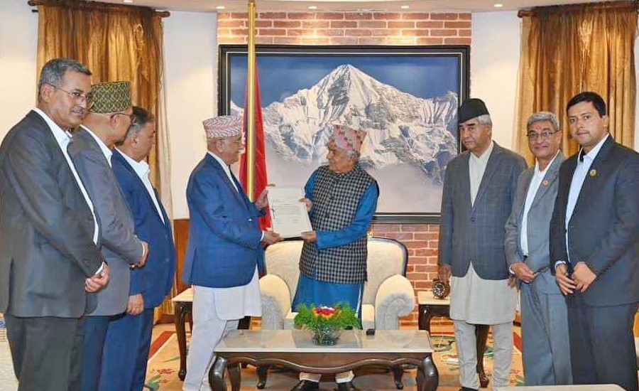 ७६(२)को प्रधानमन्त्रीमा ओलीको दाबी पेश