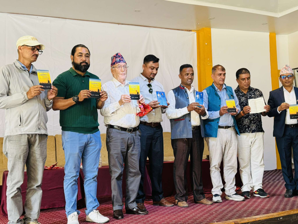 सुमन र विकासको ‘उद्घोषण पाठशाला’ लोर्कापण