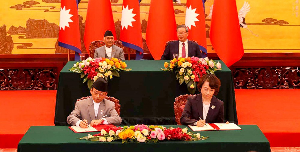नेपाल र चीनबिच आठ सहमतिपत्रमा हस्ताक्षर,ओली र चीनका प्रधानमन्त्री ली छ्याङबिच भेटवार्ता