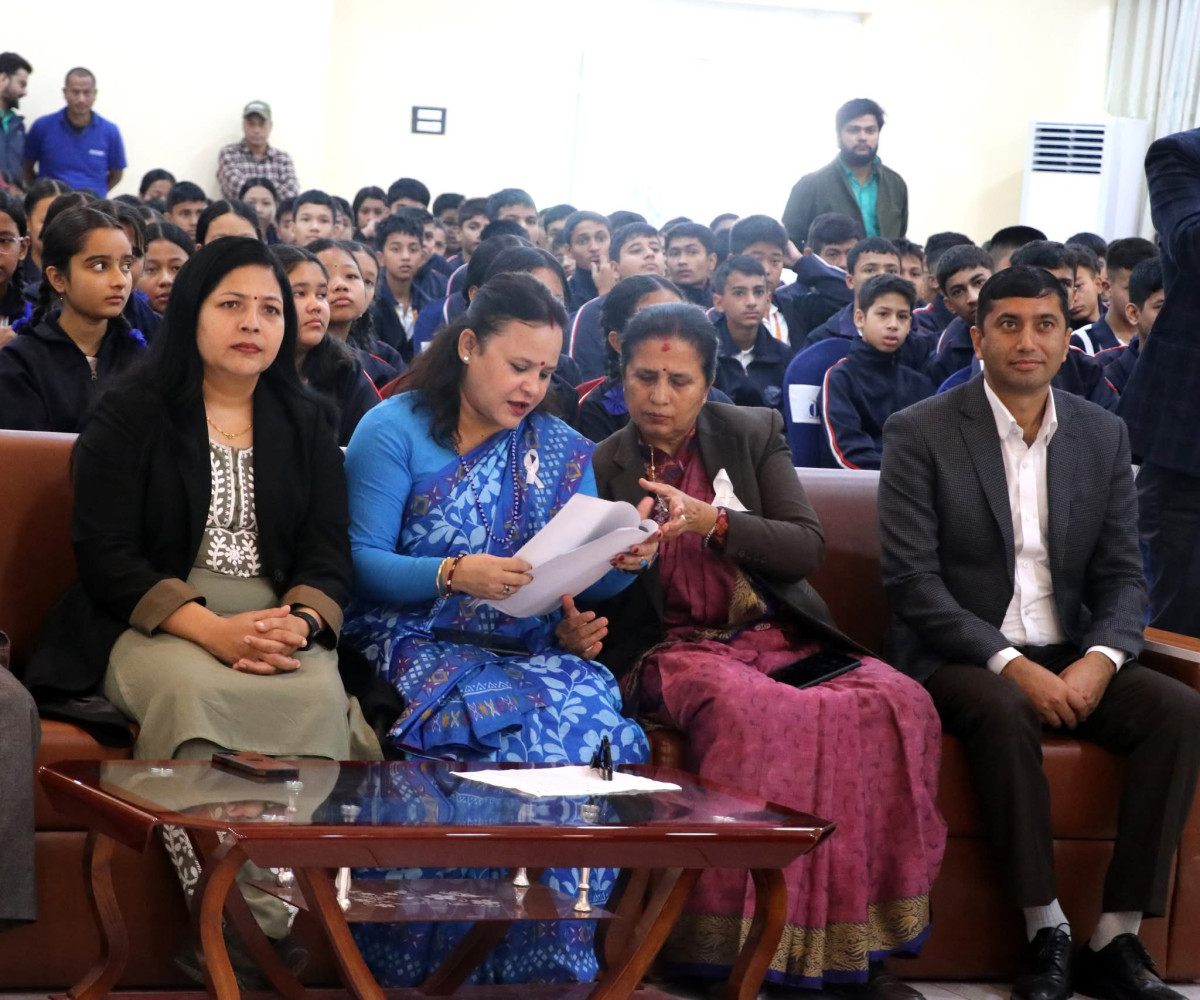 अक्सफोर्ड माध्यमिक विद्यालयमा नमुना अदालत अभ्यास