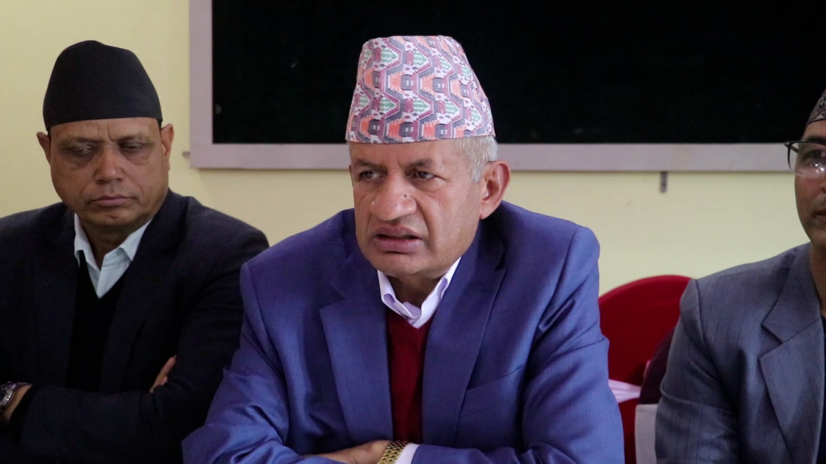 संवैधानिक राष्ट्रप्रमुख कुनै पार्टीको राजनीतिमा फर्किने कुरा उचित होइन :ज्ञवाली