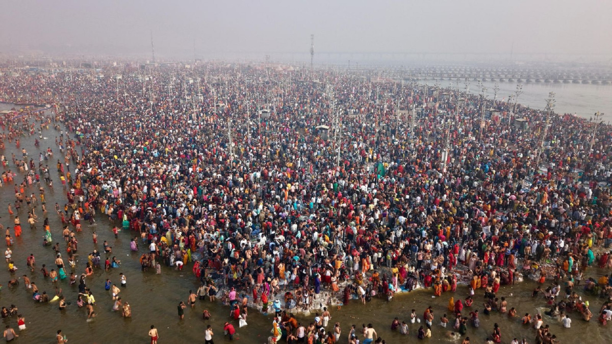 प्रयागराजमा ४५ दिने महाकुम्भ मेला समापन,६५ करोडले लगाए डुबुल्की