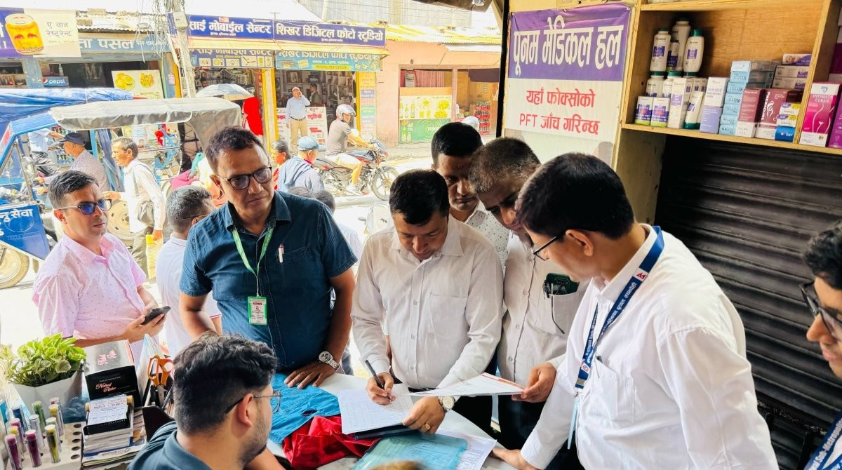 बुटवलमा नाम चलेका तर दर्ता नगरेका ६ वटा क्लिनिकमा प्रशासनले ठोक्यो ताला,११ वटामा अनुगमन