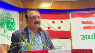 पार्टीभित्रको आत्मनिन्दा र गुटबन्दीले कांग्रेस कमजोर हुन्छ: डा. महत